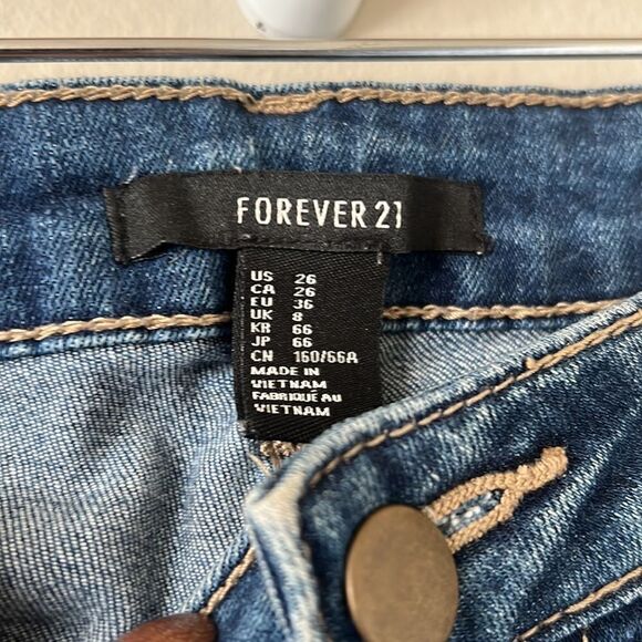 Forever 21 Skinny Jeans - Picture 5 of 10
